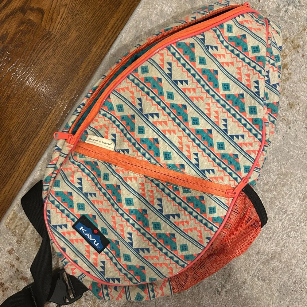 KAVU Geometric Sling Bag with Teal and Coral - Picture 4 of 4